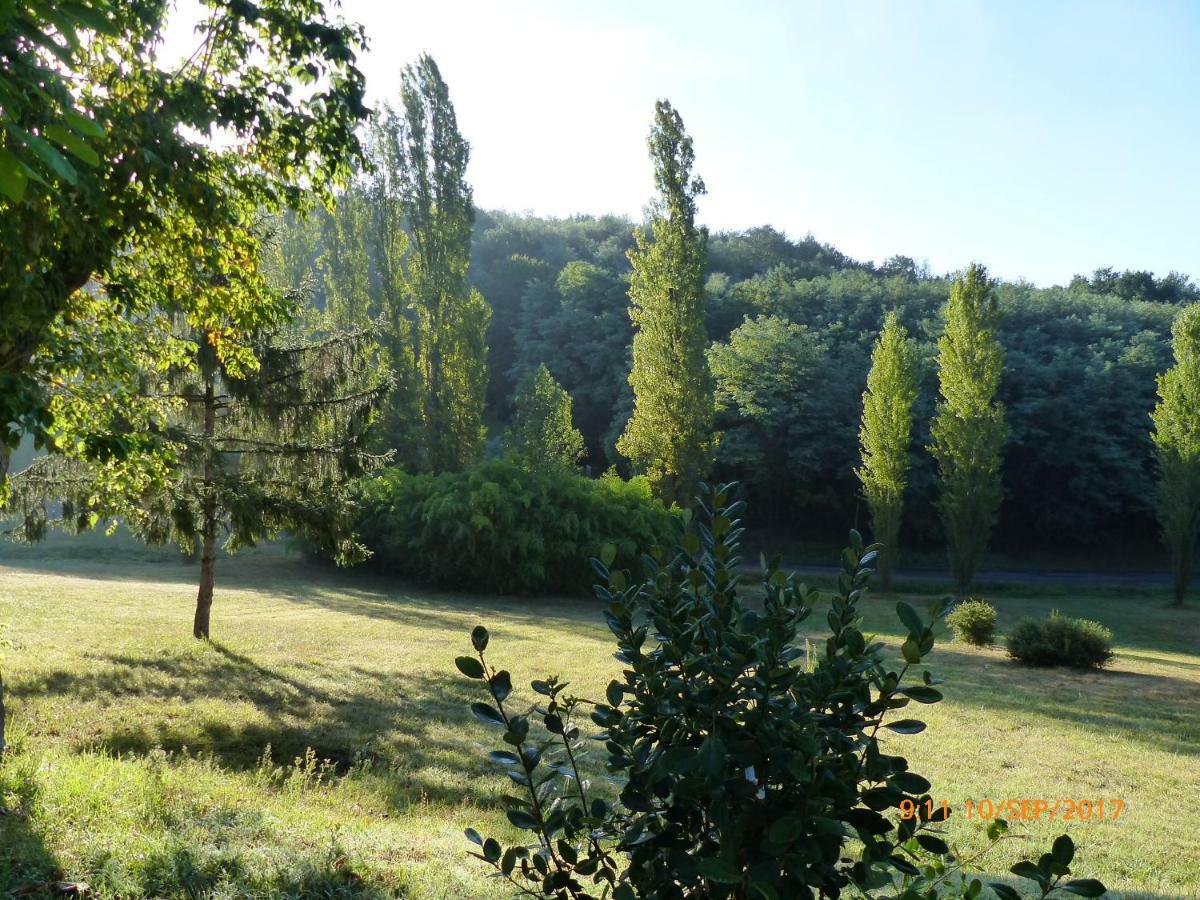 Les Volets Verts Lamothe-Montravel Luaran gambar